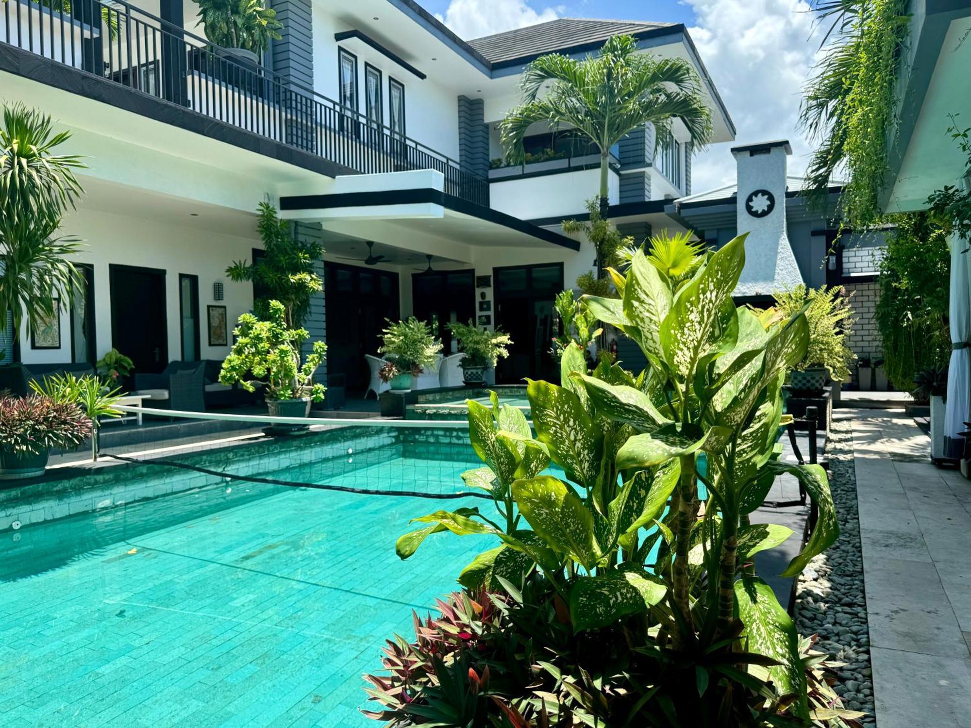 Villa Rumah Putih Abu Abu Сенггігі Екстер'єр фото